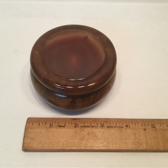 Vintage Hand Crafted Mahogany Trinket Box w/ Agate Inlay Lid - Made in Brazil - Picture 5 of 5